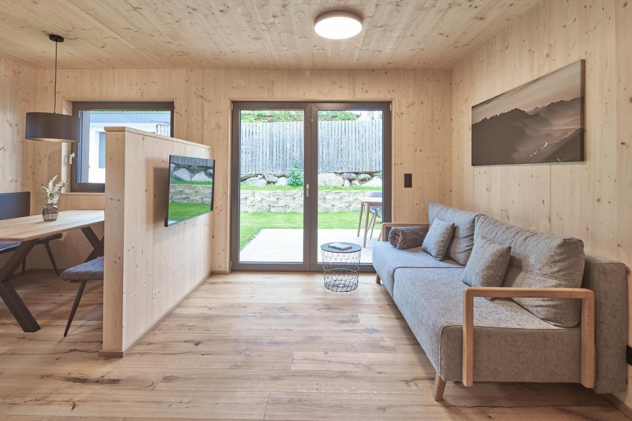 Black Forest Lodges - Gehobene Ferienwohnungen Mit Privatsaunas Tulfes Extérieur photo