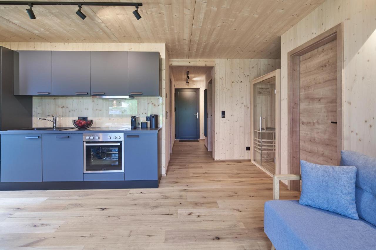 Black Forest Lodges - Gehobene Ferienwohnungen Mit Privatsaunas Tulfes Extérieur photo