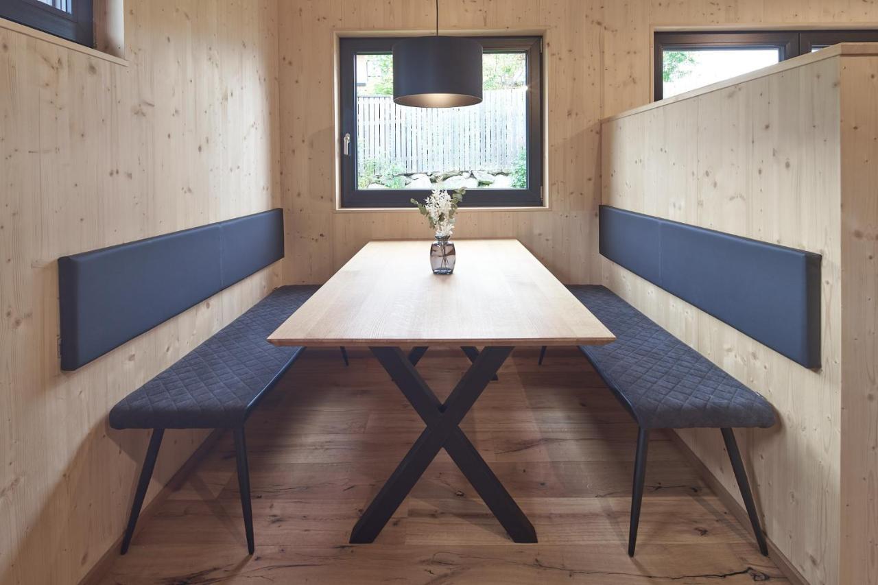 Black Forest Lodges - Gehobene Ferienwohnungen Mit Privatsaunas Tulfes Extérieur photo