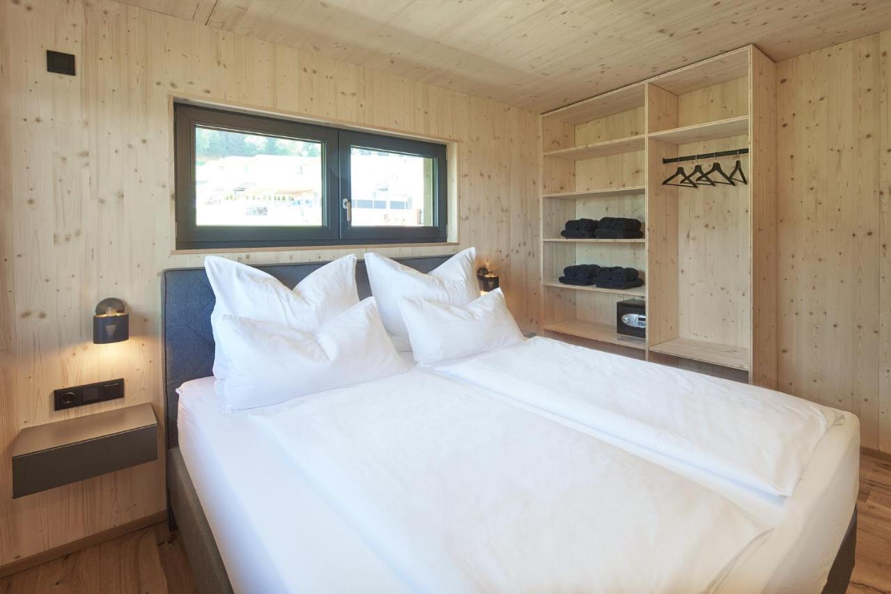 Black Forest Lodges - Gehobene Ferienwohnungen Mit Privatsaunas Tulfes Extérieur photo