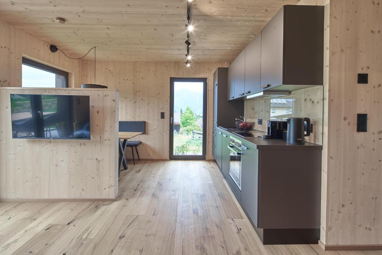 Black Forest Lodges - Gehobene Ferienwohnungen Mit Privatsaunas Tulfes Extérieur photo